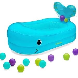 Infantino Whale Bubble Inflatable Baby Bath Tub and Balls